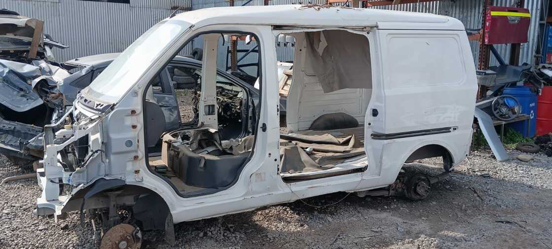  Chevrolet N300 2011    EN DESARME